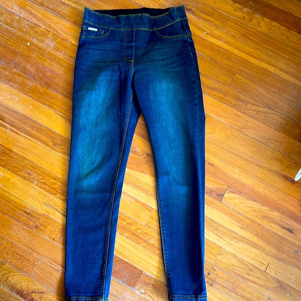Coco + Carmen Jeans